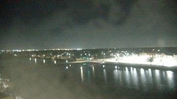 Weather camera view of Commerce Bank.