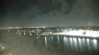 Weather camera view of Commerce Bank.