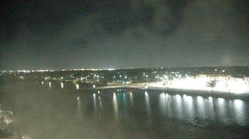 Weather camera view of Commerce Bank.