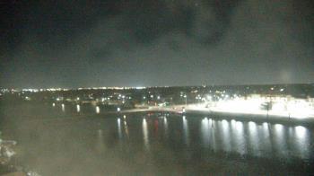 Weather camera view of Commerce Bank.