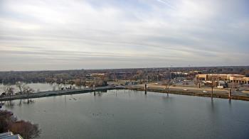 Weather camera view of Commerce Bank.