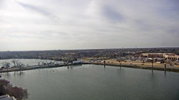 Weather camera view of Commerce Bank.