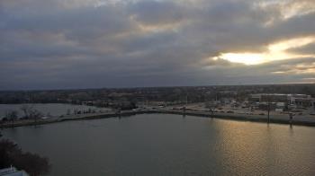 Weather camera view of Commerce Bank.