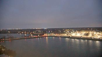 Weather camera view of Commerce Bank.