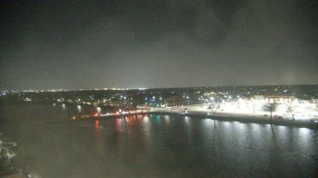 Weather camera view of Commerce Bank.