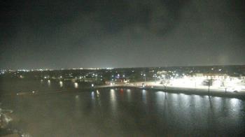 Weather camera view of Commerce Bank.