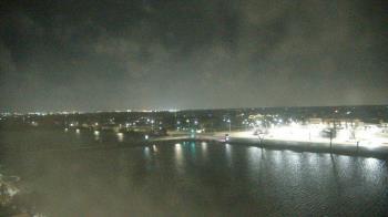 Weather camera view of Commerce Bank.