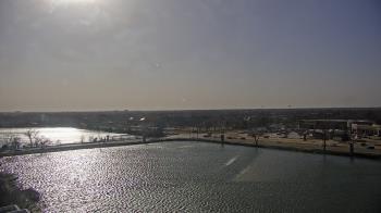 Weather camera view of Commerce Bank.