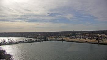 Weather camera view of Commerce Bank.