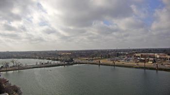 Weather camera view of Commerce Bank.