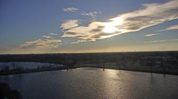 Weather camera view of Commerce Bank.