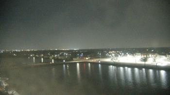 Weather camera view of Commerce Bank.