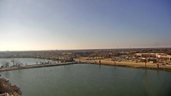 Weather camera view of Commerce Bank.