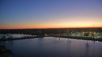 Weather camera view of Commerce Bank.