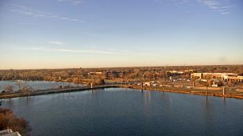 Weather camera view of Commerce Bank.