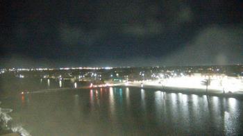 Weather camera view of Commerce Bank.