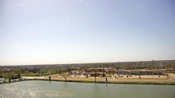 Weather camera view of Commerce Bank.