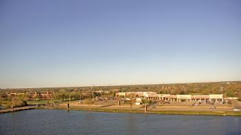 Weather camera view of Commerce Bank.