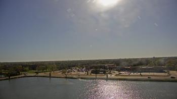 Weather camera view of Commerce Bank.