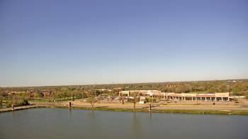 Weather camera view of Commerce Bank.