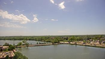 Weather camera view of Commerce Bank.