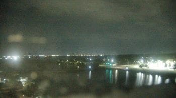 Weather camera view of Commerce Bank.