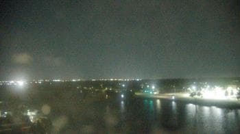 Weather camera view of Commerce Bank.