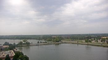 Weather camera view of Commerce Bank.