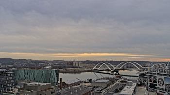 Weather camera view of Hampton Inn.