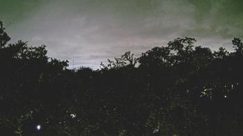 Weather camera view of Metairie Club Gardens.