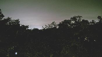 Weather camera view of Metairie Club Gardens.