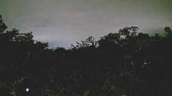 Weather camera view of Metairie Club Gardens.