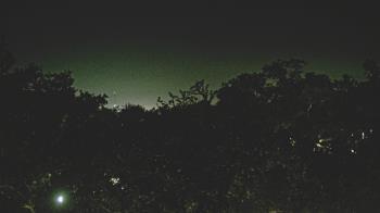 Weather camera view of Metairie Club Gardens.