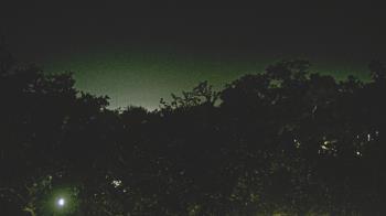 Weather camera view of Metairie Club Gardens.