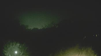 Weather camera view of Metairie Club Gardens.