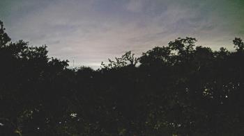 Weather camera view of Metairie Club Gardens.