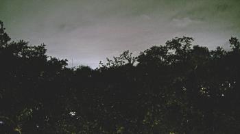 Weather camera view of Metairie Club Gardens.