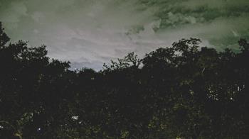 Weather camera view of Metairie Club Gardens.