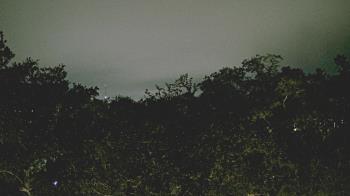 Weather camera view of Metairie Club Gardens.