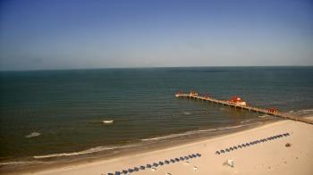 Weather camera view of Wyndham Grand Clearwater Beach.