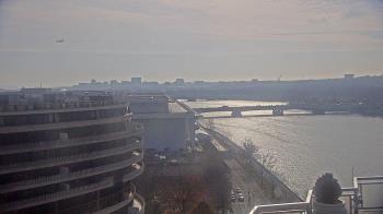 Weather camera view of The Watergate Hotel.