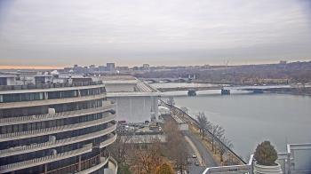 Weather camera view of The Watergate Hotel.