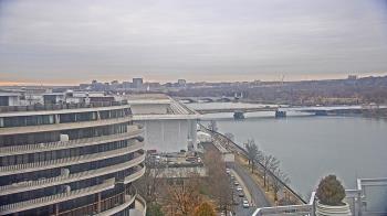 Weather camera view of The Watergate Hotel.