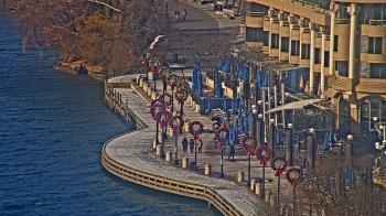 Weather camera view of The Watergate Hotel.