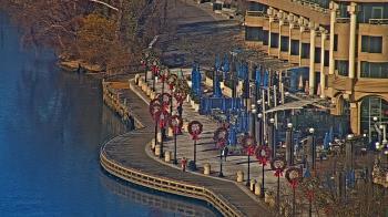 Weather camera view of The Watergate Hotel.