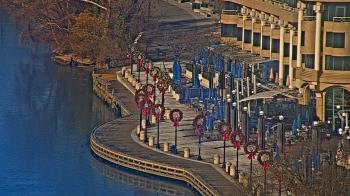 Weather camera view of The Watergate Hotel.