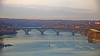 Weather camera view of The Watergate Hotel.