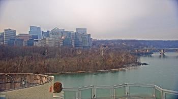 Weather camera view of The Watergate Hotel.