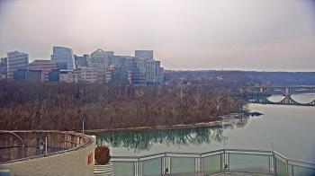 Weather camera view of The Watergate Hotel.