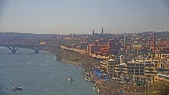 Weather camera view of The Watergate Hotel.